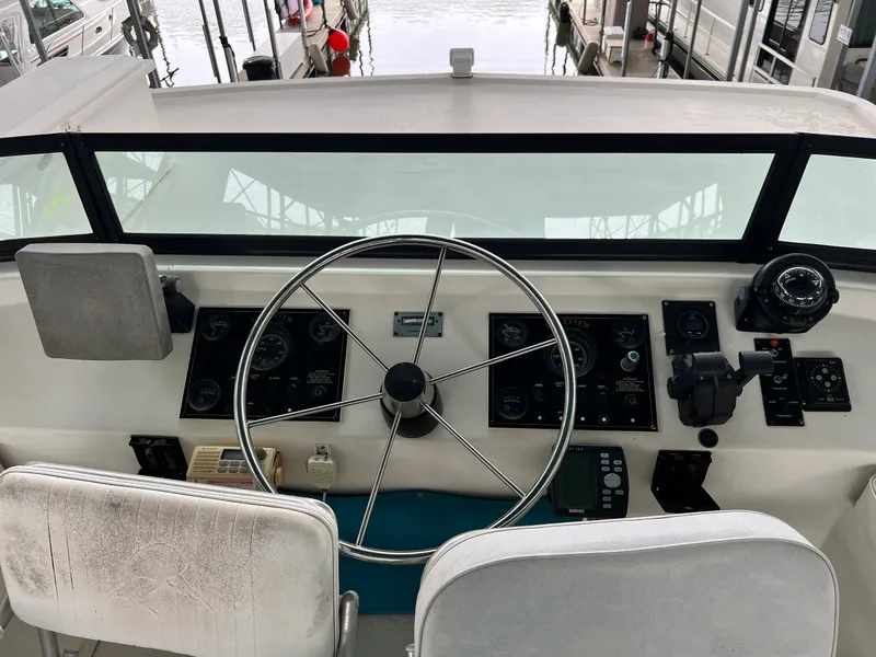 Slide: The Image of Lakeview 79x18 Houseboat 1997 - 42
