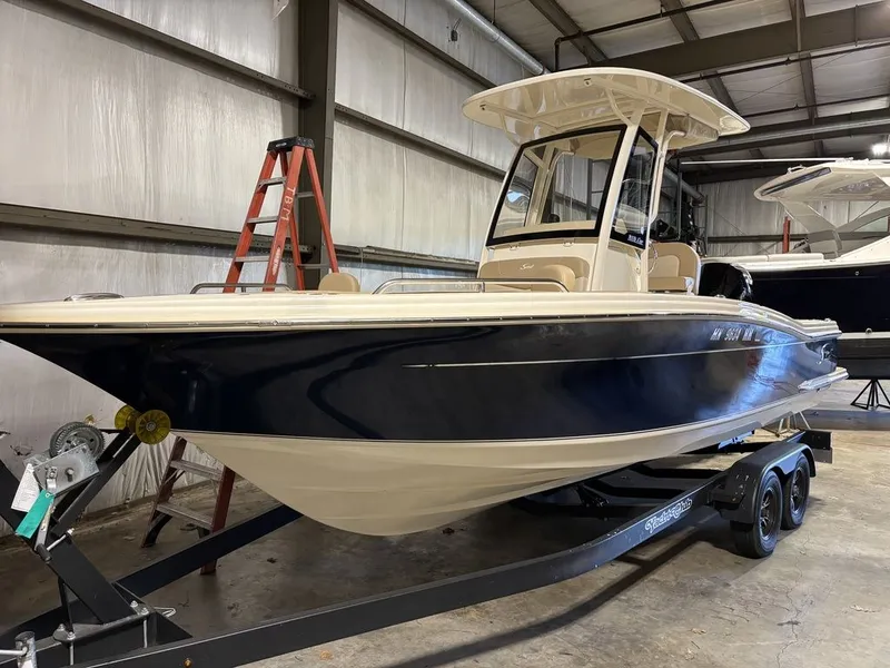 The Image of Scout Boats 215 XSF 2024 - 0