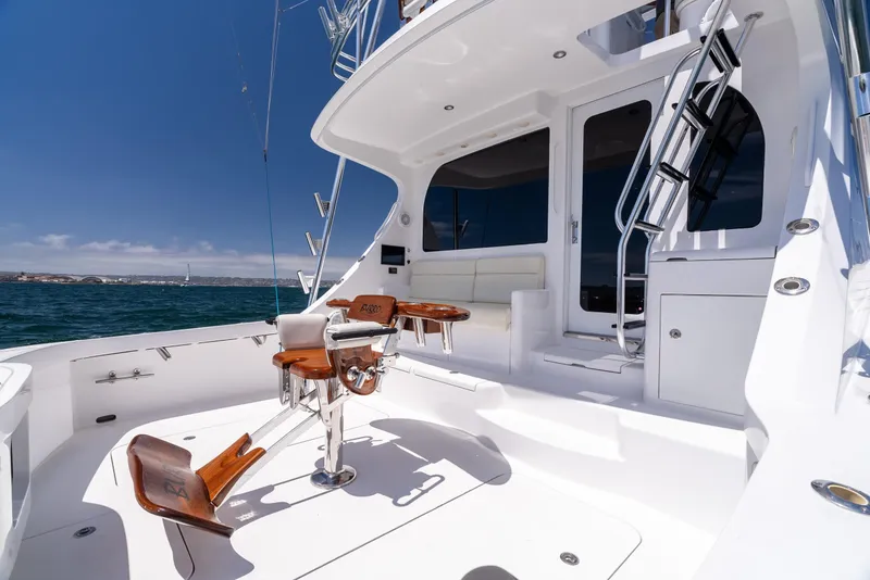 Slide: The Image of Hatteras 54 GT 2017 - 17