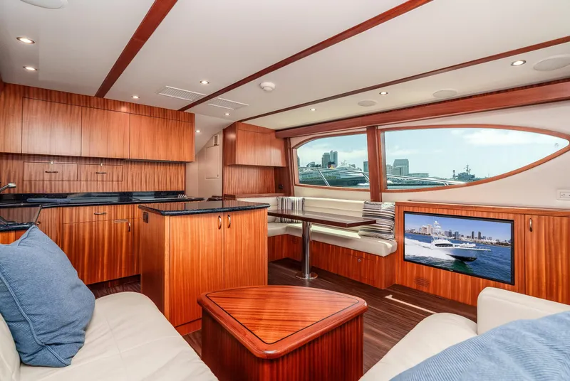 Slide: The Image of Hatteras 54 GT 2017 - 18