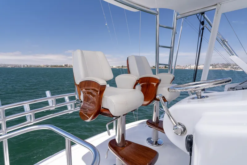 Slide: The Image of Hatteras 54 GT 2017 - 11