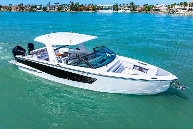 Slide: The Image of Aviara AV36 Outboard 2025 - 14