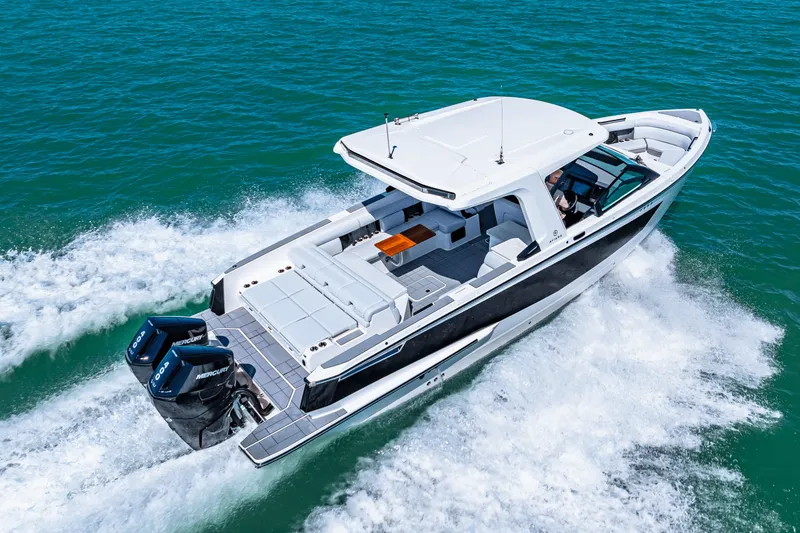 Slide: The Image of Aviara AV36 Outboard 2025 - 38