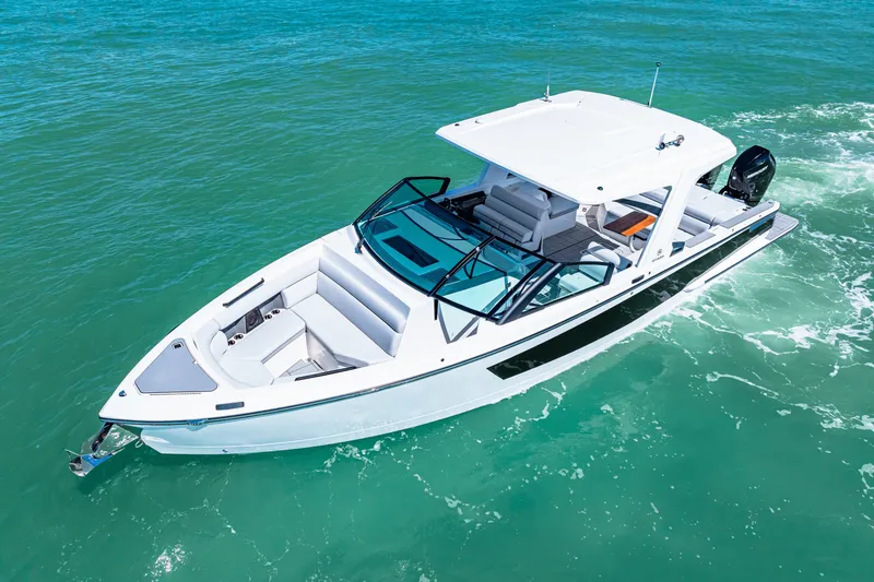 Slide: The Image of Aviara AV36 Outboard 2025 - 4