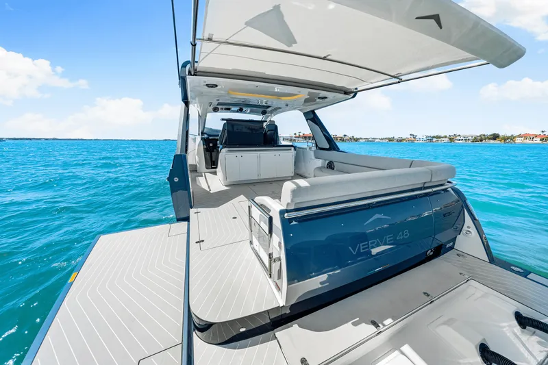 Slide: The Image of Azimut Verve 48 2025 - 31