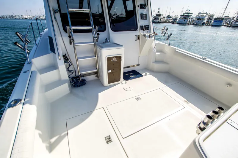 Slide: The Image of Mediterranean 38 SPORTFISHER 1989 - 26