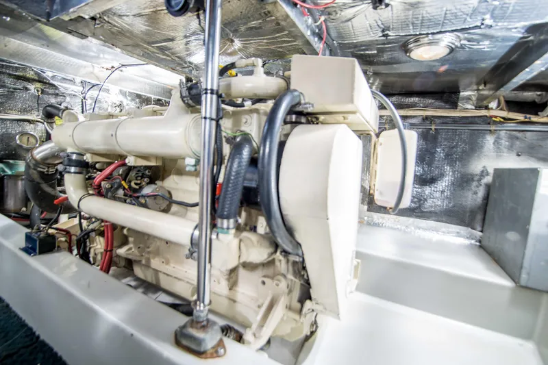 Slide: The Image of Mediterranean 38 SPORTFISHER 1989 - 29