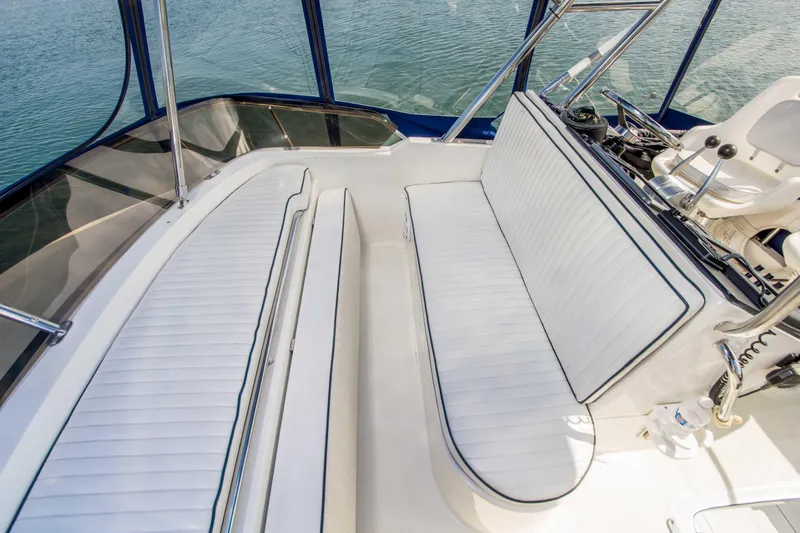 Slide: The Image of Mediterranean 38 SPORTFISHER 1989 - 21