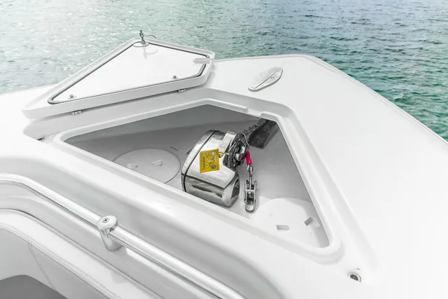 Slide: The Image of Contender 39ST CUSTOM BUILD 39' 2026 - 11