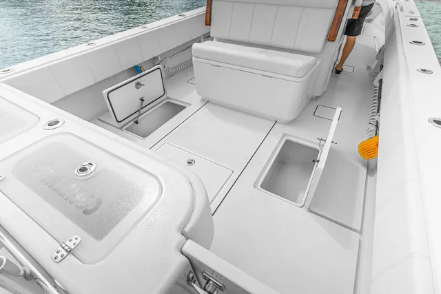 Slide: The Image of Contender 39ST CUSTOM BUILD 39' 2026 - 22