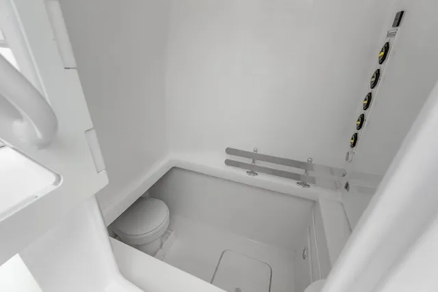 Slide: The Image of Contender 39ST CUSTOM BUILD 39' 2026 - 28