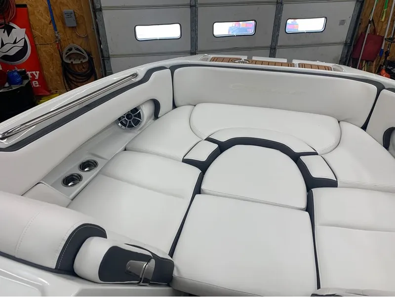 Slide: The Image of Crownline Boats E260 XS 2024 - 25
