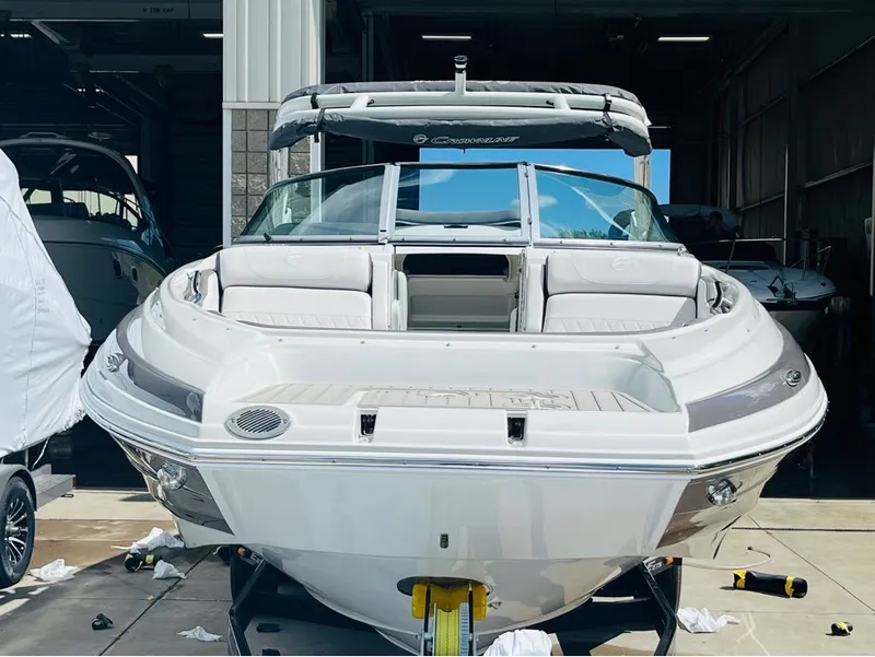 Slide: The Image of Crownline Boats E275 2024 - 9