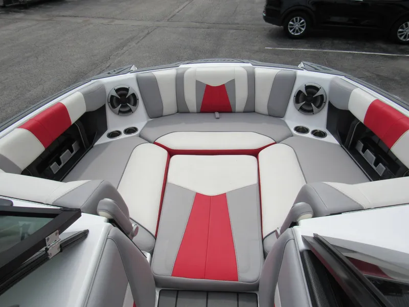 Slide: The Image of Malibu 24 MXZ 2021 - 15