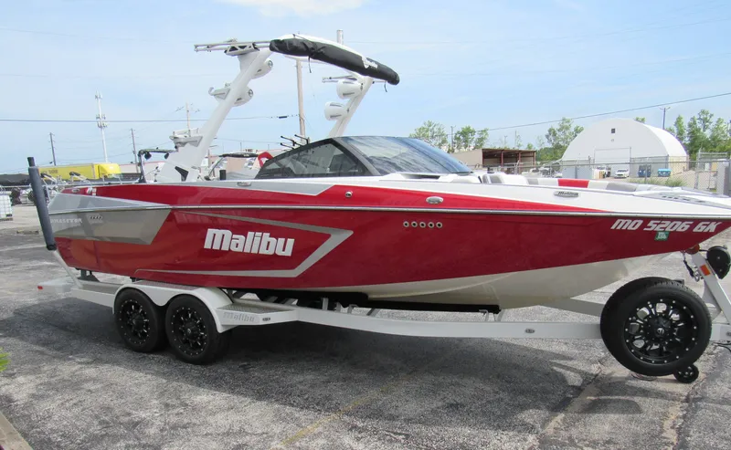Slide: The Image of Malibu 24 MXZ 2021 - 6