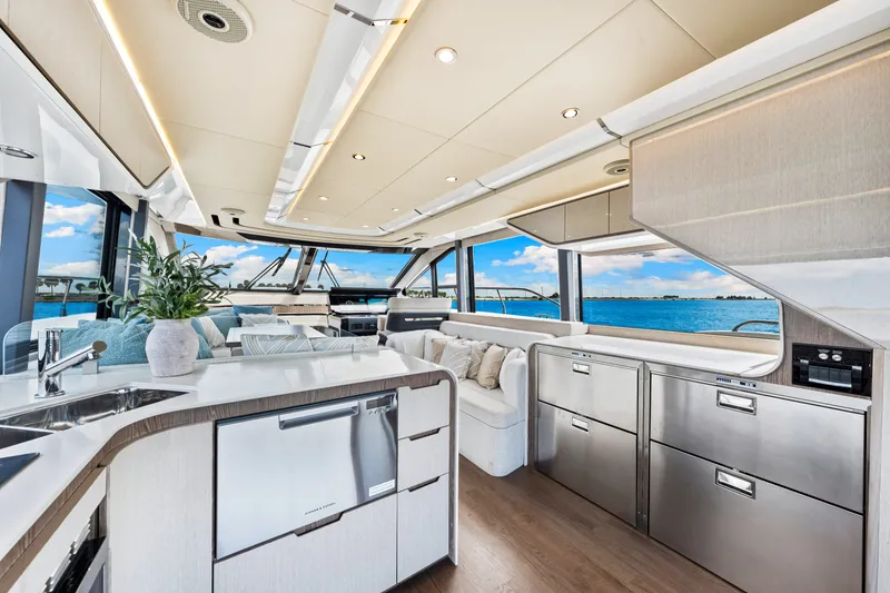 Slide: The Image of Cruisers Yachts 57 Fly 2025 - 38