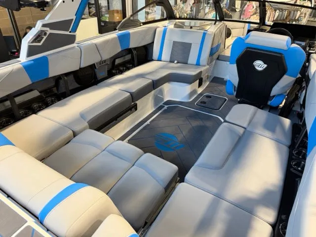 Slide: The Image of Malibu 23 LSV 2026 - 20