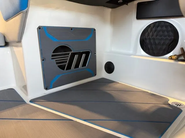 Slide: The Image of Malibu 23 LSV 2026 - 16