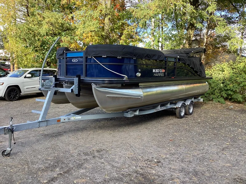 Slide: The Image of Harris Cruiser 230 2023 - 7