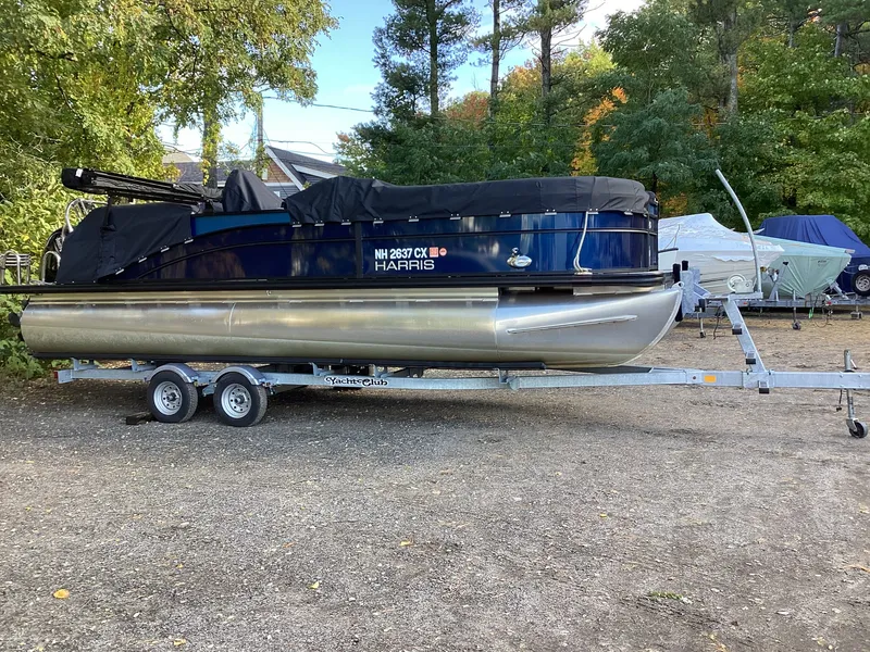 Slide: The Image of Harris Cruiser 230 2023 - 14