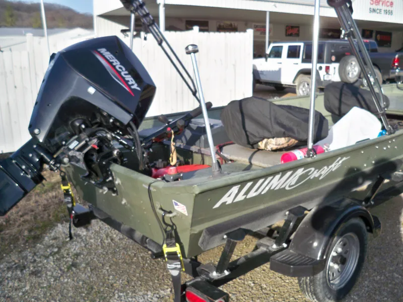 Slide: The Image of Alumacraft Angler 2020 - 8