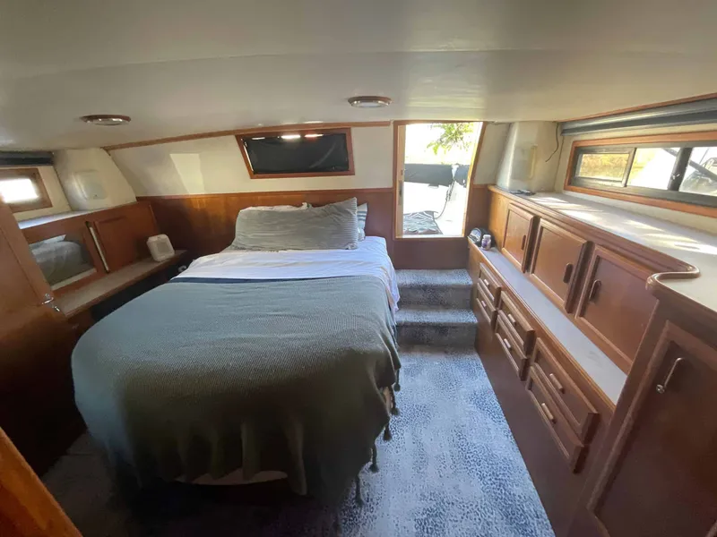 Slide: The Image of Californian 55 Cockpit Motor Yacht 1989 - 21