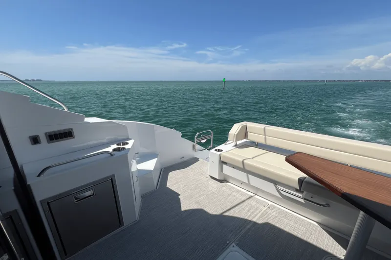 Slide: The Image of Cruisers Yachts 46 Cantius 2025 - 14