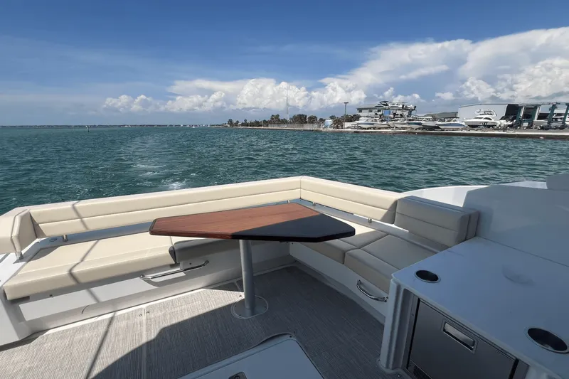 Slide: The Image of Cruisers Yachts 46 Cantius 2025 - 15