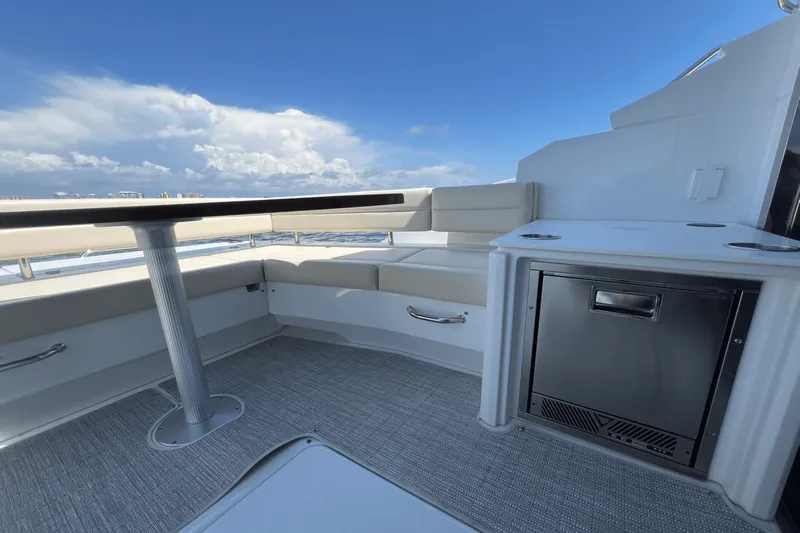Slide: The Image of Cruisers Yachts 46 Cantius 2025 - 17