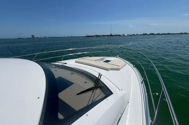 Slide: The Image of Cruisers Yachts 46 Cantius 2025 - 25