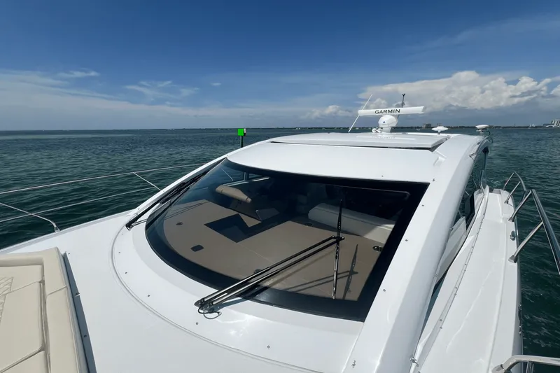 Slide: The Image of Cruisers Yachts 46 Cantius 2025 - 28