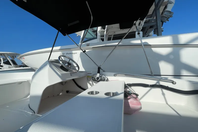 Slide: The Image of Boston Whaler 130 Super Sport 2022 - 6