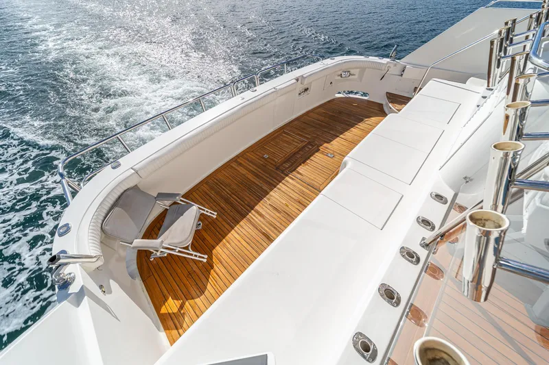 Slide: The Image of Nordlund Cockpit Motor Yacht 1995 - 23