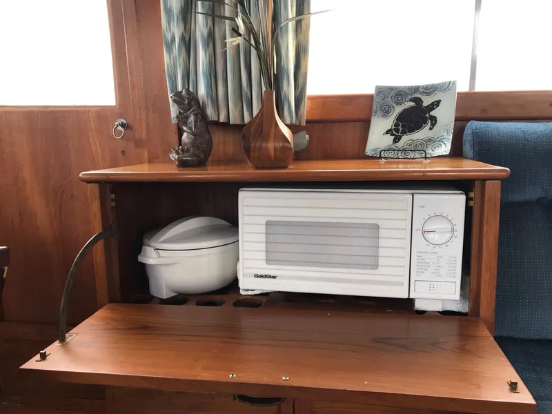 Slide: The Image of Grand Banks 42 Classic 1969 - 15