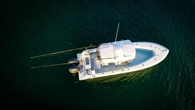 Slide: The Image of Contender 25T CUSTOM BUILD 25' 2027 - 1