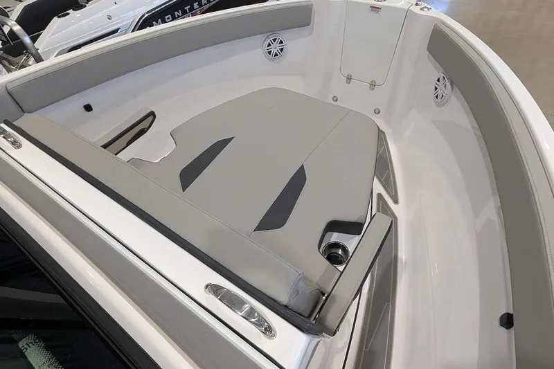 Slide: The Image of Monterey ELITE 23 OB 2027 - 16