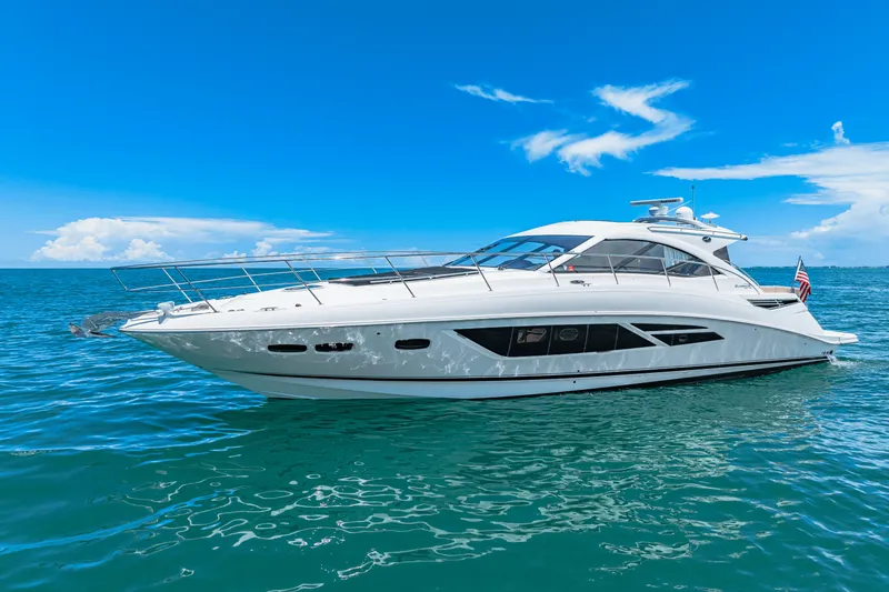 Slide: The Image of Sea Ray 510 SUNDANCER 2017 - 0