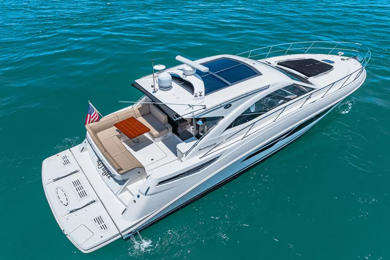 Slide: The Image of Sea Ray 510 SUNDANCER 2017 - 12