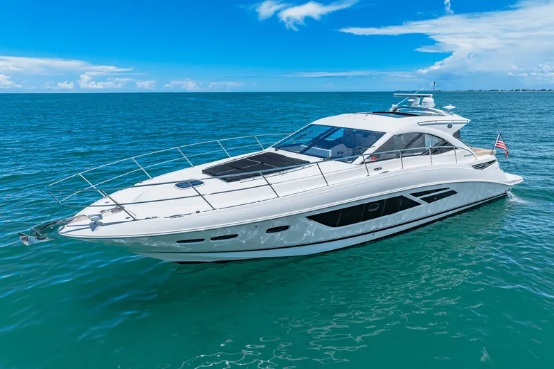 Slide: The Image of Sea Ray 510 SUNDANCER 2017 - 2