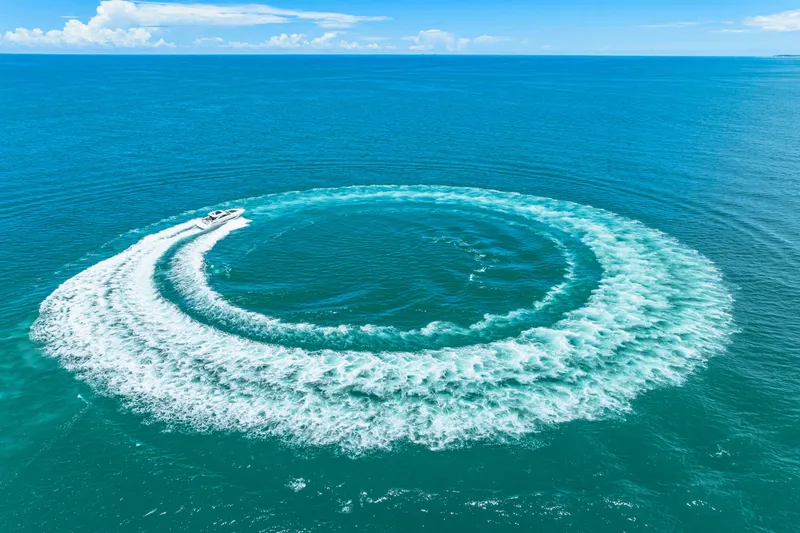 Slide: The Image of Sea Ray 510 SUNDANCER 2017 - 33