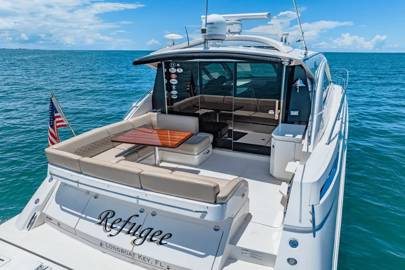 Slide: The Image of Sea Ray 510 SUNDANCER 2017 - 9