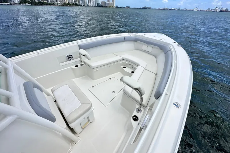 Slide: The Image of Sailfish 320 CC 2014 - 13