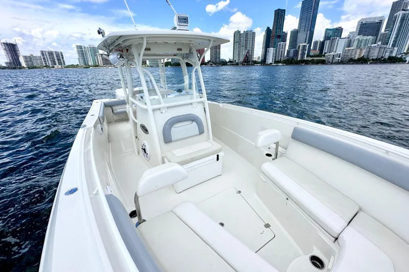 Slide: The Image of Sailfish 320 CC 2014 - 10