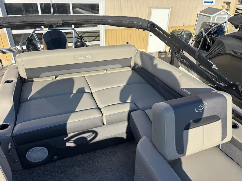 Slide: The Image of Barletta Boats X23U 2022 - 4