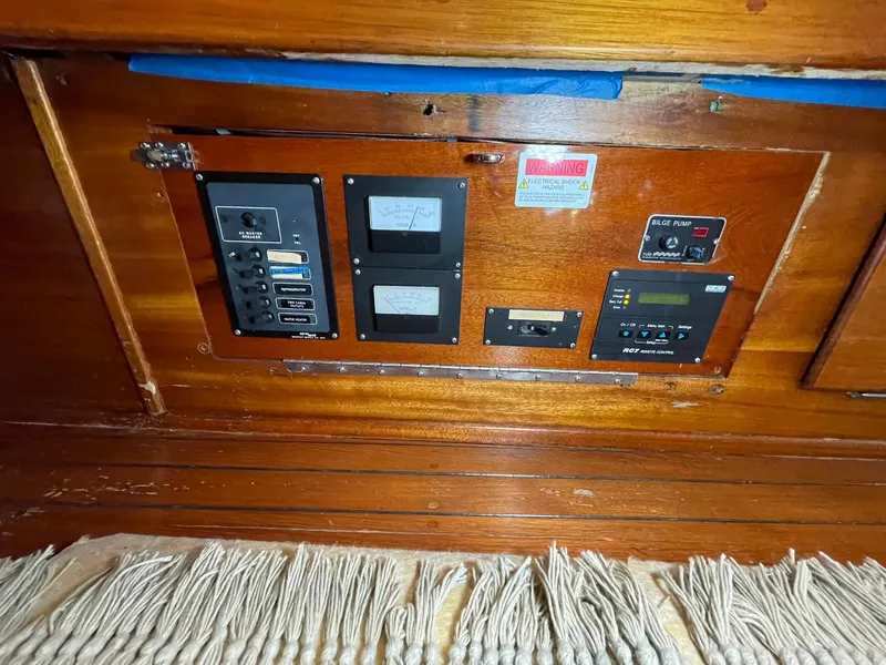 Slide: The Image of Monk Express Cruiser 1959 - 27