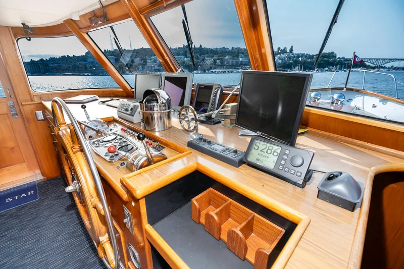 Slide: The Image of Burger Motoryacht 1965 - 19