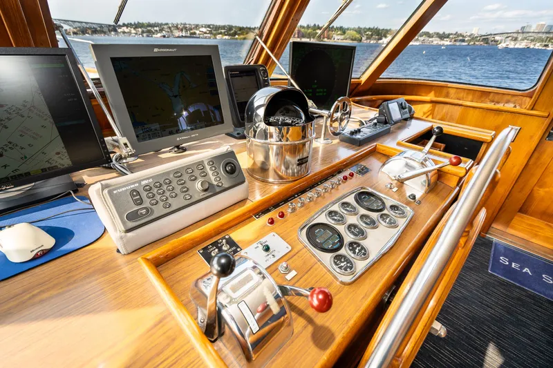 Slide: The Image of Burger Motoryacht 1965 - 17