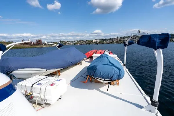 Slide: The Image of Burger Motoryacht 1965 - 74