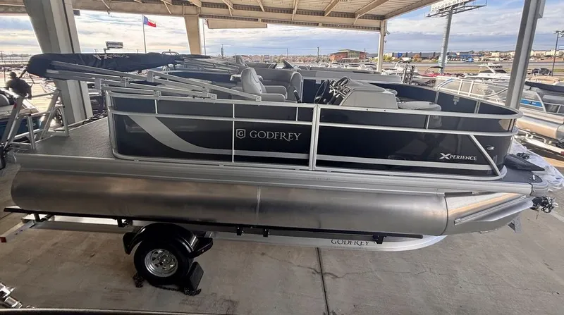 The Image of Godfrey Pontoons GODFREY Xperience 1886 FX 2025 - 0
