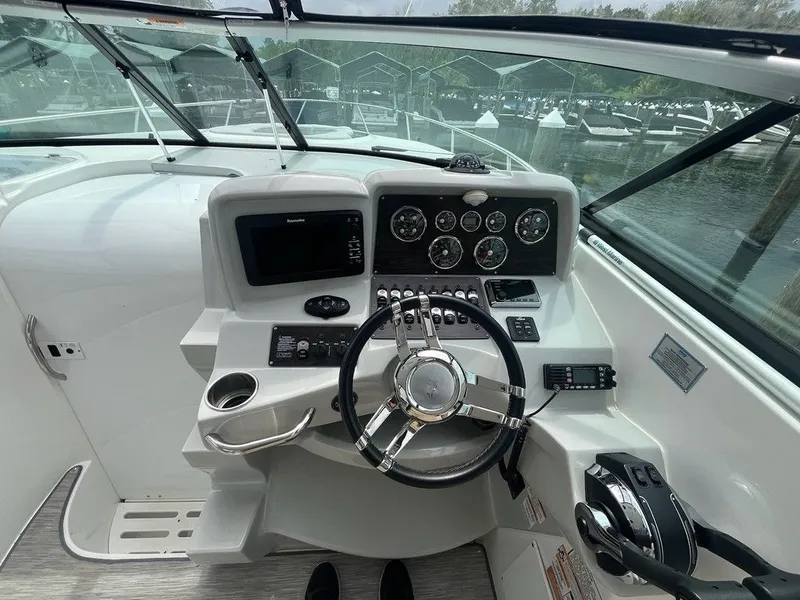 The Image of Rinker 320 EX 2017 - 0